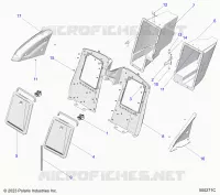 CARROZZERIA POSTERIORE STORAGE COMPARTMENTS