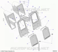 CARROZZERIA POSTERIORE STORAGE COMPARTMENTS