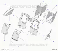 CARROZZERIA POSTERIORE STORAGE COMPARTMENTS